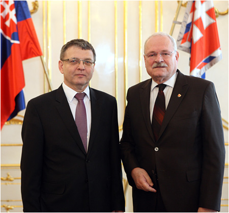 Prezident Ivan Gaparovi prijal fa eskej diplomacie