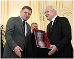 Ivan Gaparovi sa v Prezidentskom palci rozlil s lenmi vldy 