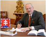 Prezident SR Ivan Gaparovi podpsal medzinrodn zmluvu