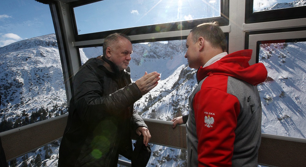 Slovensk&yacute; a poľsk&yacute; prezident lyžovali pri Zakopanom