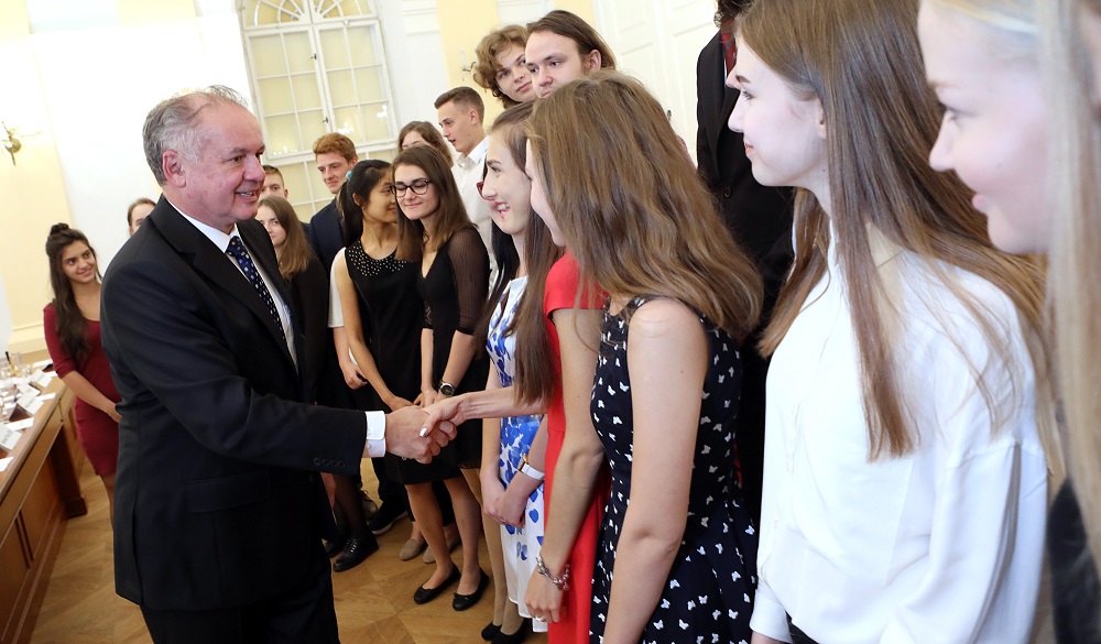 Prezident prišiel na finále debatnej súťaže Jugend debattiert