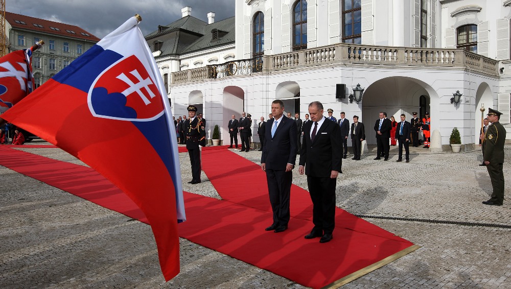 Slovenský a rumunský prezident: Kolektívna vina nie je cesta 