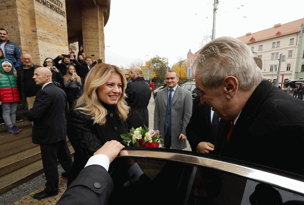 Zuzana Čaputová a Miloš Zeman otvorili Český dom 