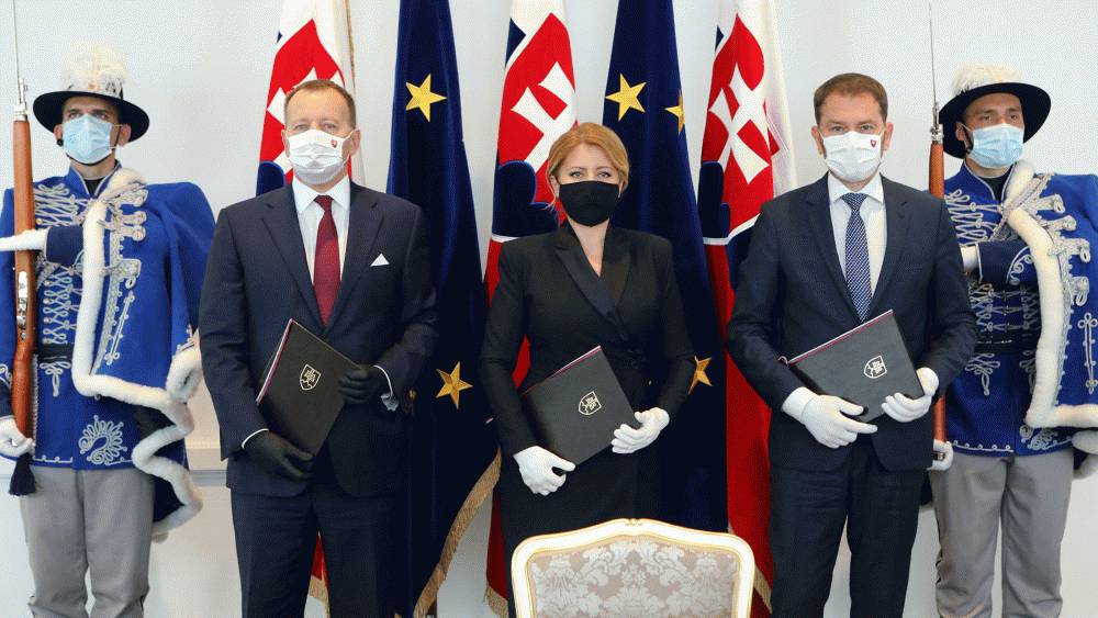 Slovakia’s highest officials sign the Europe Day declaration