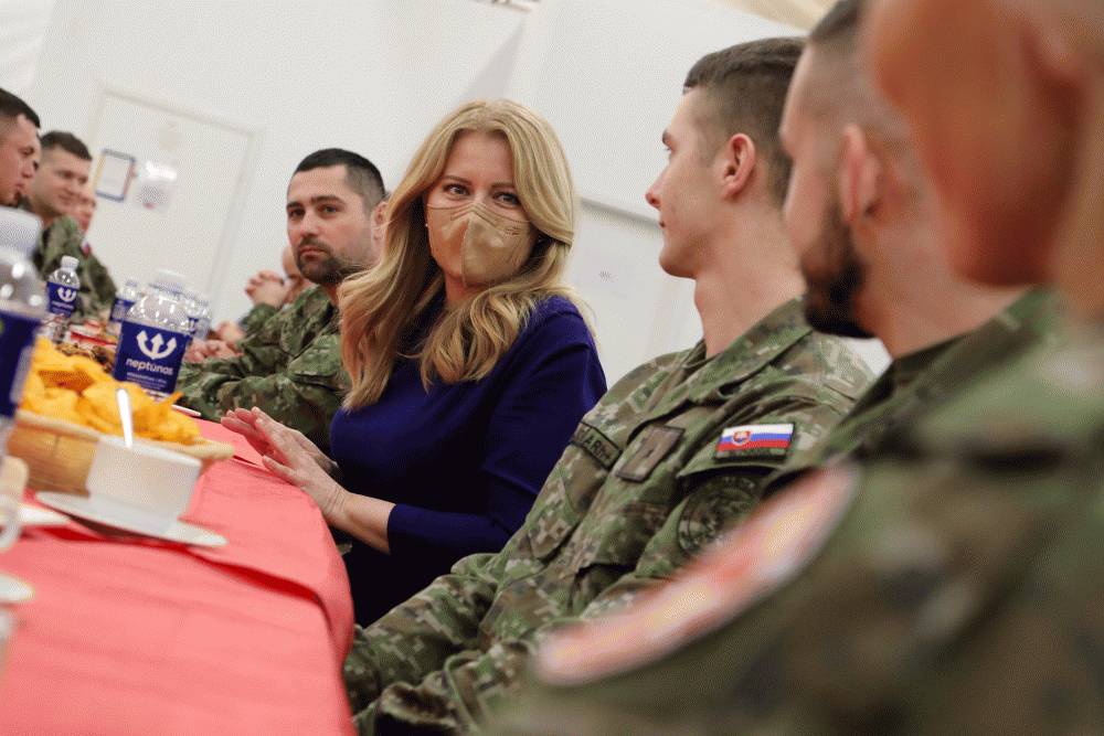 The President showed her appreciation of our soldiers’ work during a visit to their base in Latvia